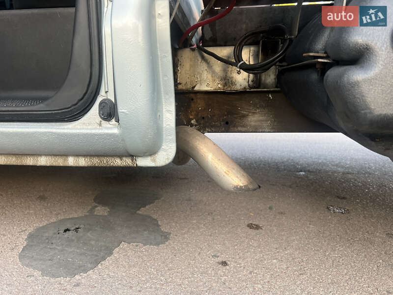 Эвакуатор Renault Master 2010 в Львове фото 32 Эвакуатор Renault Master 2010 в Львове