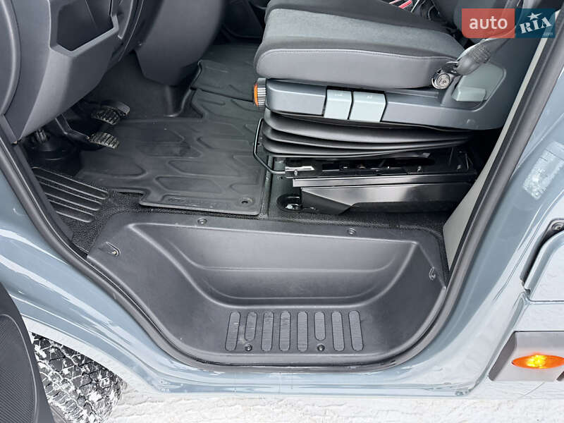 Вантажний фургон Renault Master 2022 в Ковелі