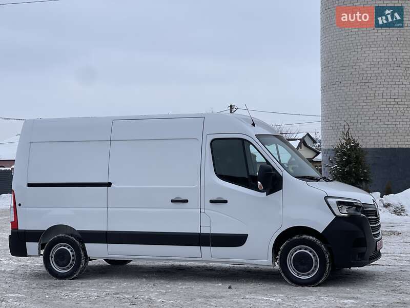 Вантажний фургон Renault Master 2020 в Дубні
