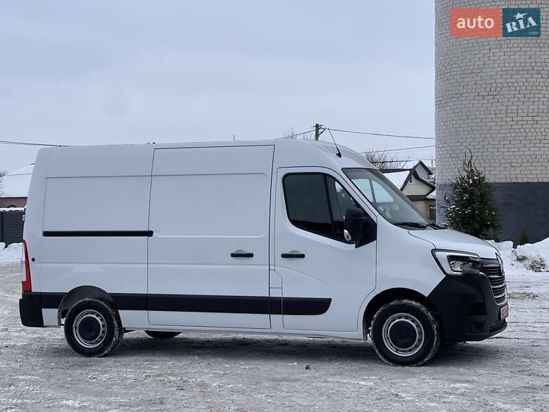 Вантажний фургон Renault Master 2020 в Дубні