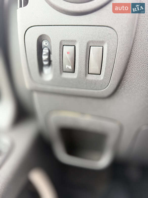 Вантажний фургон Renault Master 2014 в Одесі