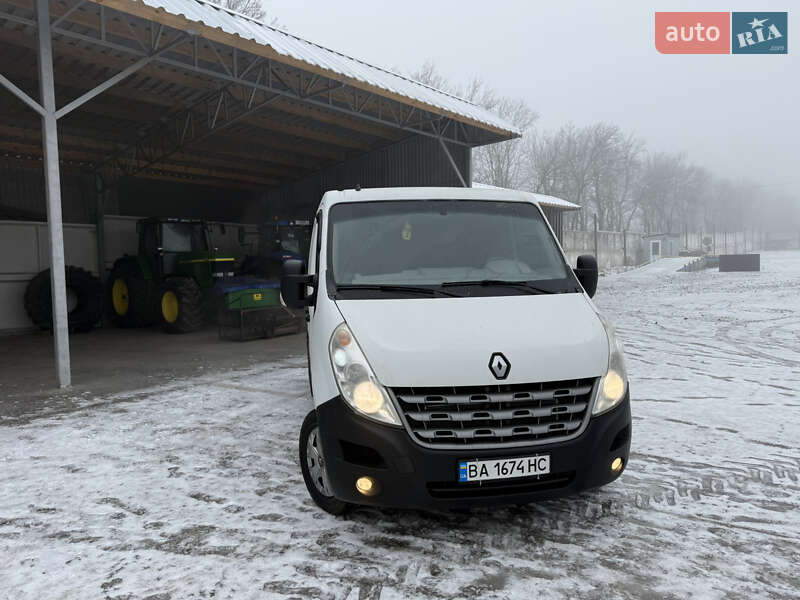 Вантажний фургон Renault Master 2012 в Кропивницькому