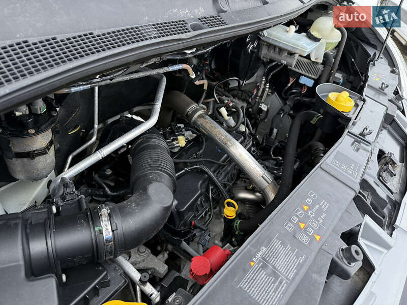 Вантажний фургон Renault Master 2018 в Дубні