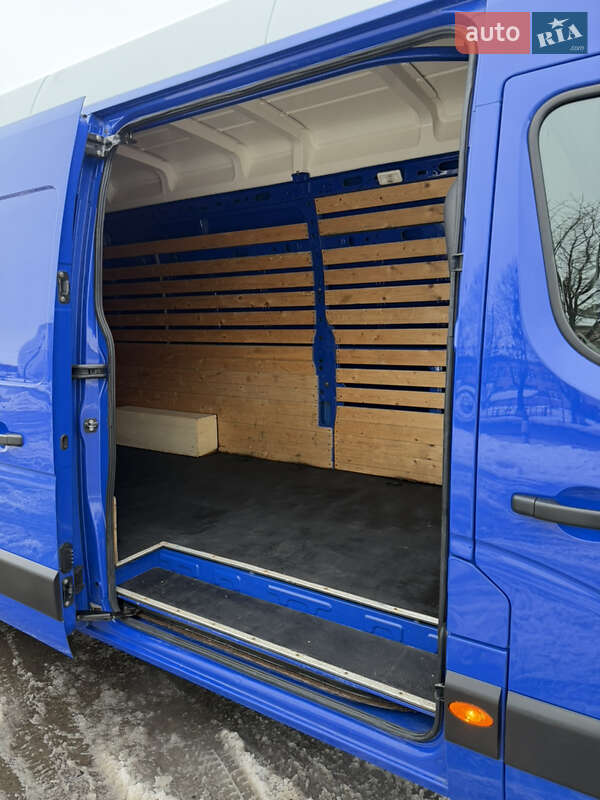 Грузовой фургон Renault Master 2018 в Дубно