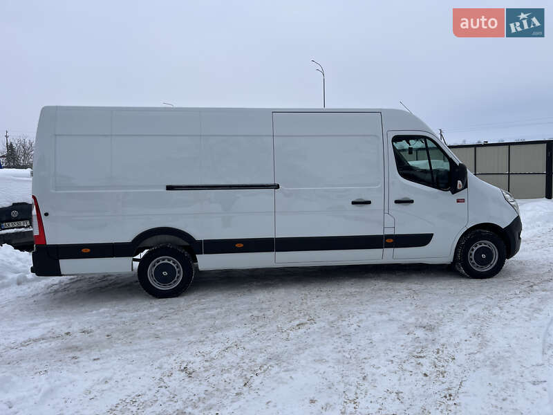Вантажний фургон Renault Master 2017 в Дубні