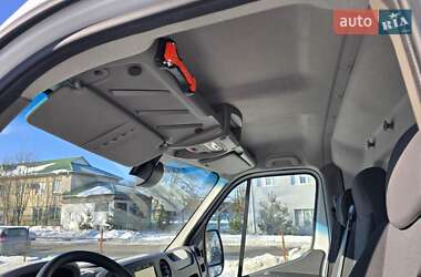 Вантажний фургон Renault Master 2017 в Луцьку