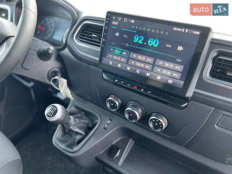 Вантажний фургон Renault Master 2021 в Дубні