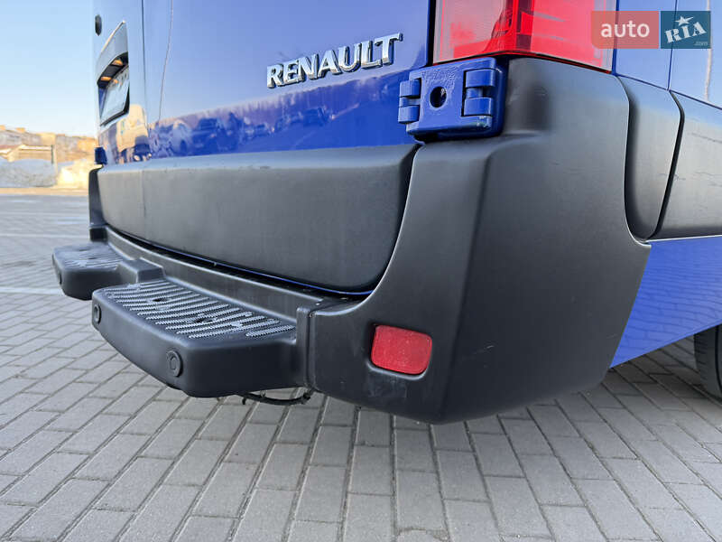 Грузовой фургон Renault Master 2022 в Дубно