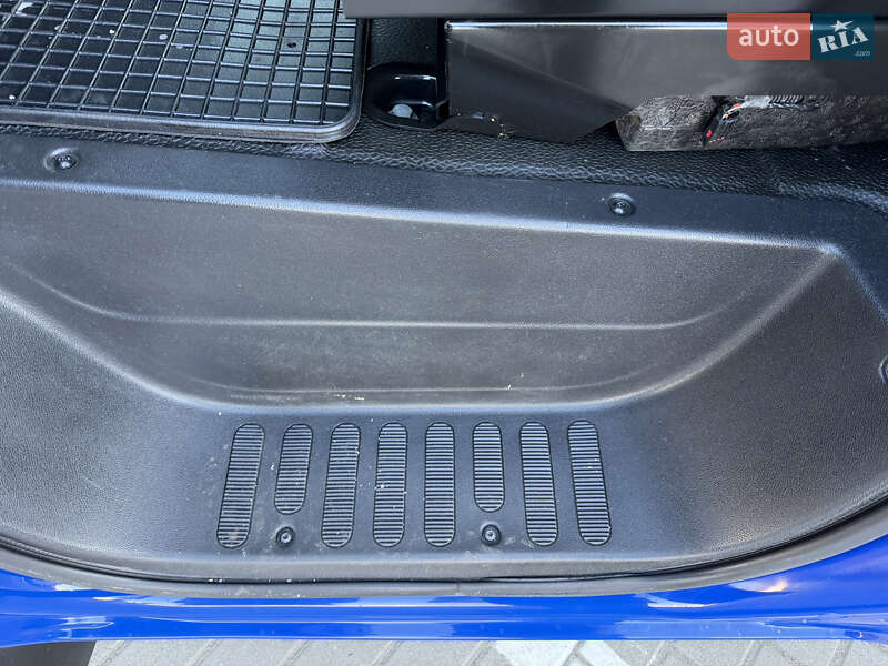 Грузовой фургон Renault Master 2022 в Дубно