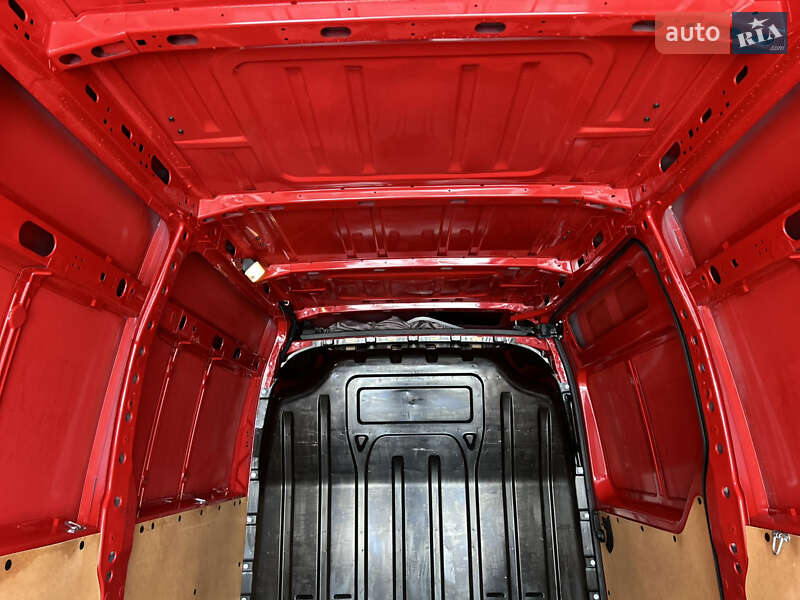 Вантажний фургон Renault Master 2024 в Хусті