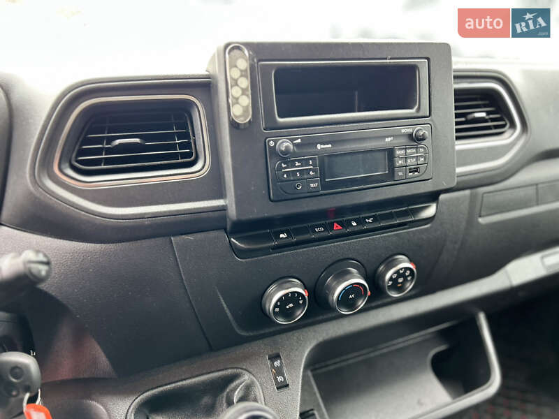 Вантажний фургон Renault Master 2024 в Хусті