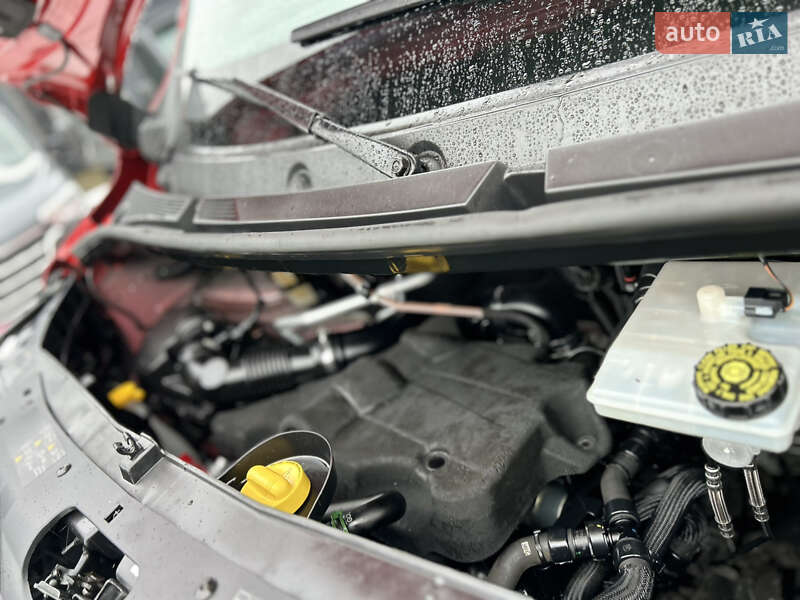 Вантажний фургон Renault Master 2024 в Хусті