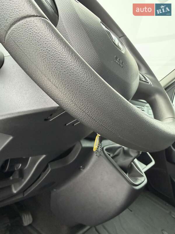 Інші автобуси Renault Master 2022 в Києві