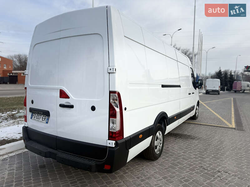 Вантажний фургон Renault Master 2020 в Дніпрі