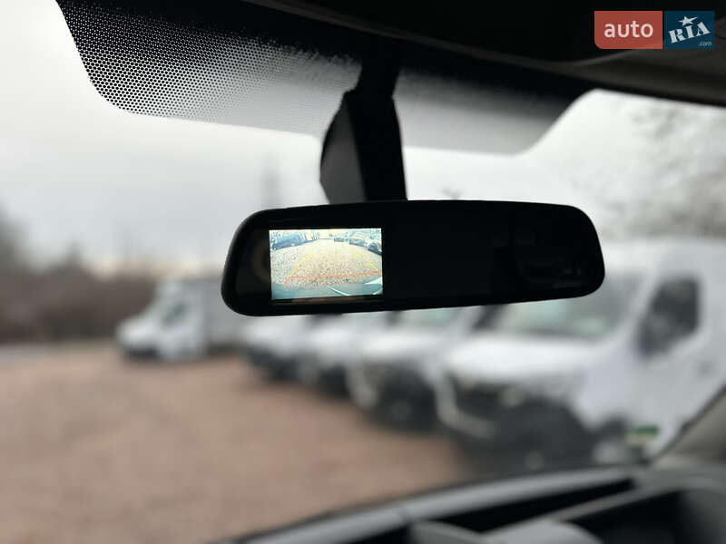 Вантажний фургон Renault Master 2019 в Рівному