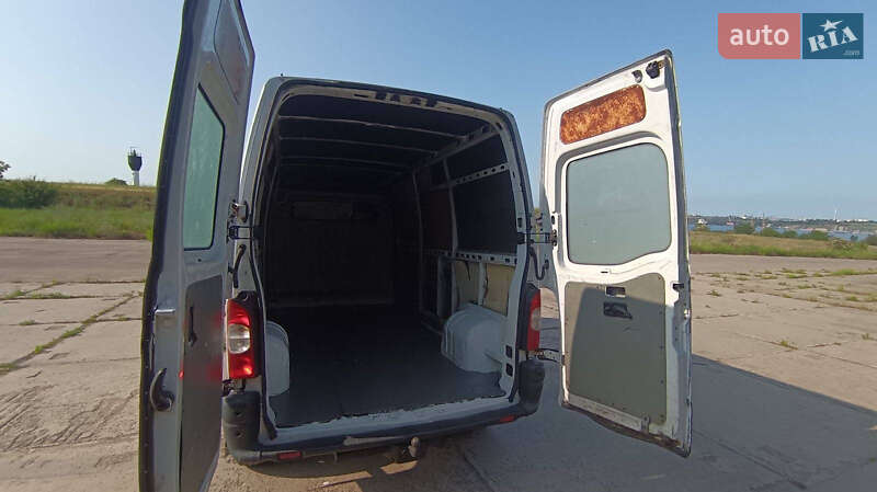Грузовой фургон Renault Master 2005 в Одессе