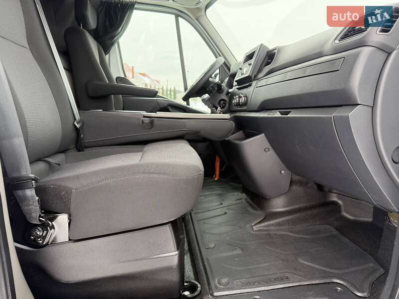 Грузовой фургон Renault Master 2021 в Днепре