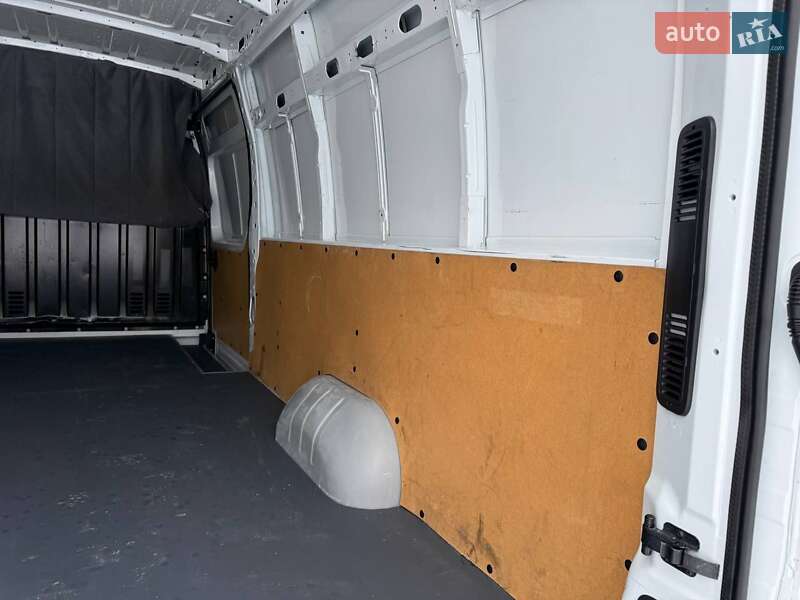 Грузовой фургон Renault Master 2021 в Днепре