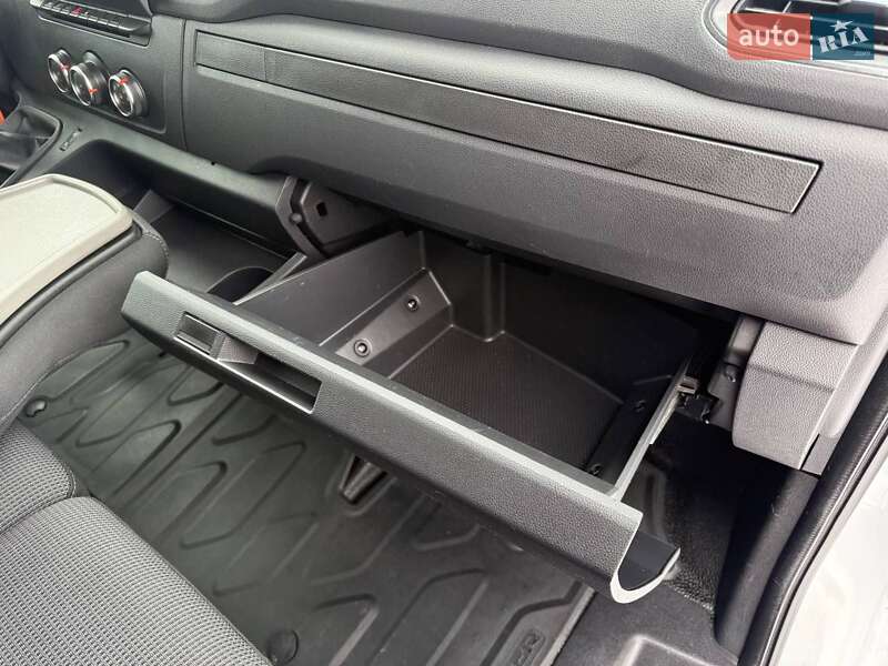 Грузовой фургон Renault Master 2021 в Днепре