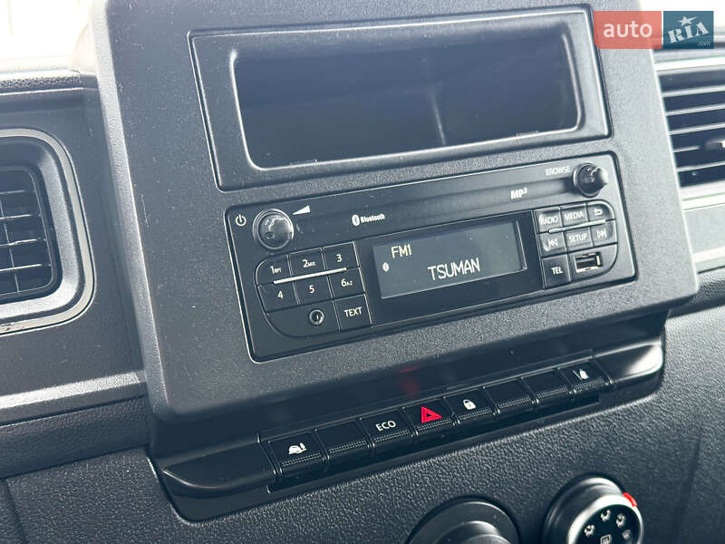 Микроавтобус грузовой (до 3,5т) Renault Master 2020 в Киеве