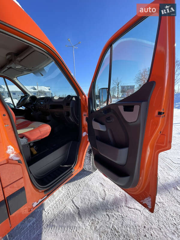 Минивэн Renault Master 2016 в Житомире фото 27 Минивэн Renault Master 2016 в Житомире