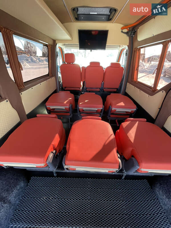 Мінівен Renault Master 2016 в Житомирі