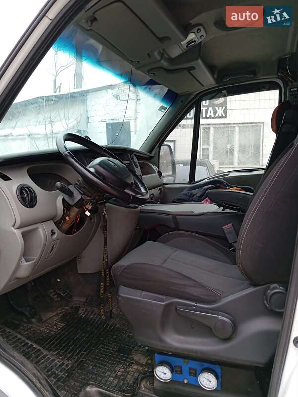 Автовоз Renault Master 2005 в Києві