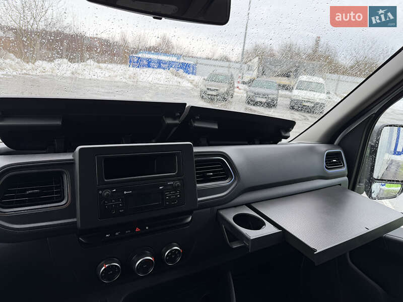 Вантажний фургон Renault Master 2021 в Дубні