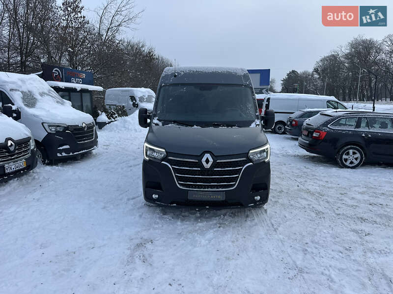 Вантажний фургон Renault Master 2022 в Рівному