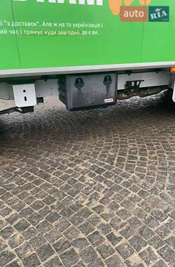 Вантажний фургон Renault Master 2016 в Дніпрі