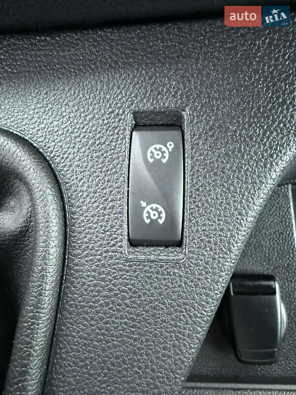 Вантажний фургон Renault Master 2022 в Дрогобичі