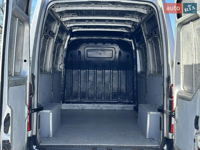 Вантажний фургон Renault Master 2017 в Первомайську