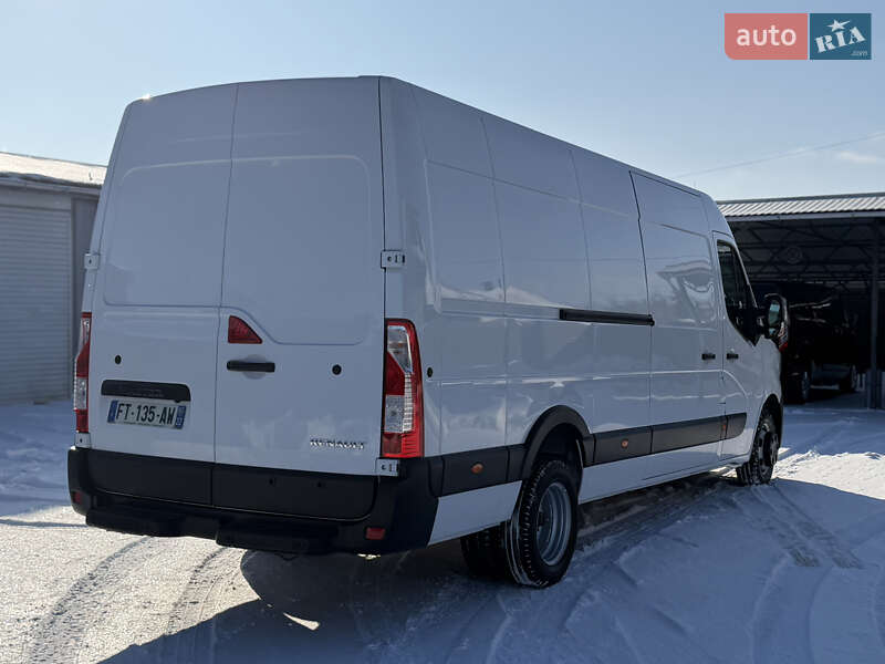Вантажний фургон Renault Master 2020 в Дубні