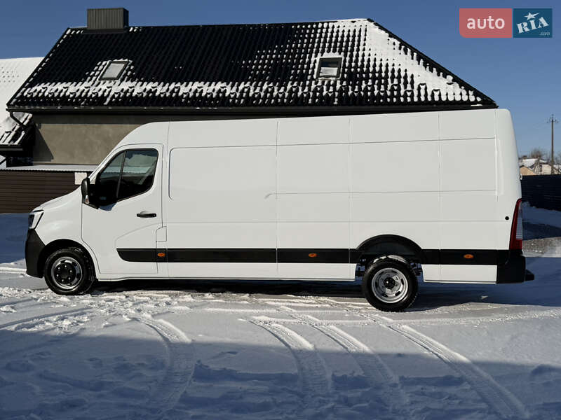 Вантажний фургон Renault Master 2020 в Дубні
