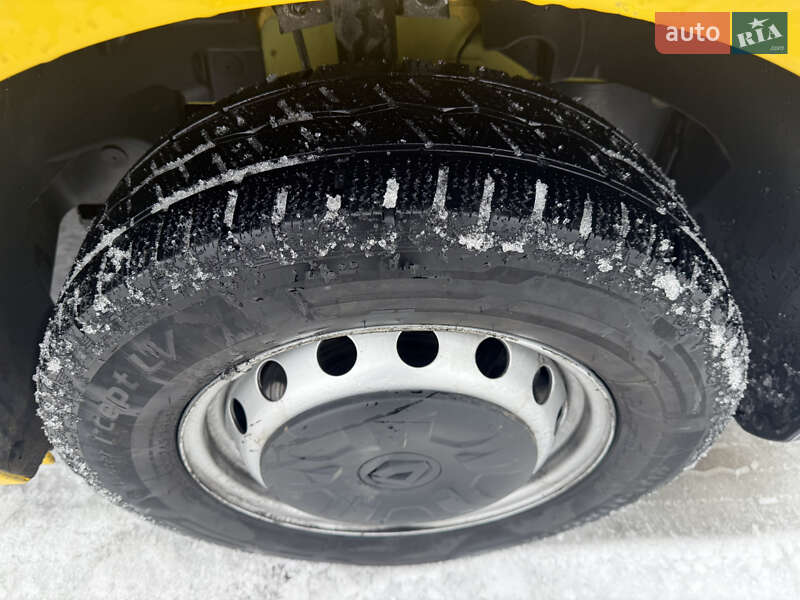 Вантажний фургон Renault Master 2022 в Луцьку