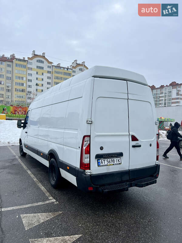 Вантажний фургон Renault Master 2013 в Івано-Франківську