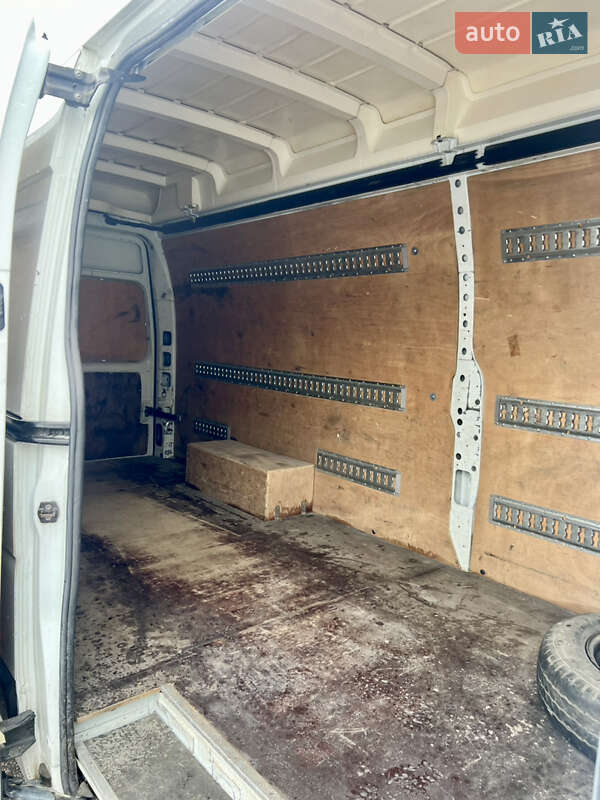 Вантажний фургон Renault Master 2013 в Івано-Франківську