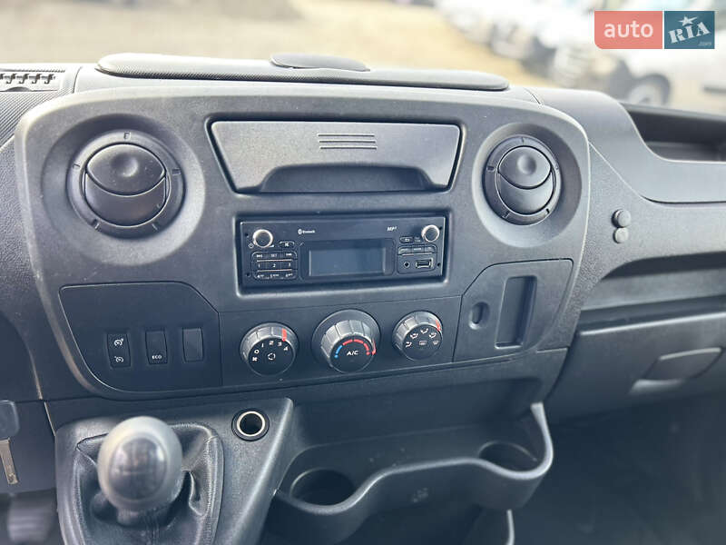 Вантажний фургон Renault Master 2018 в Хусті