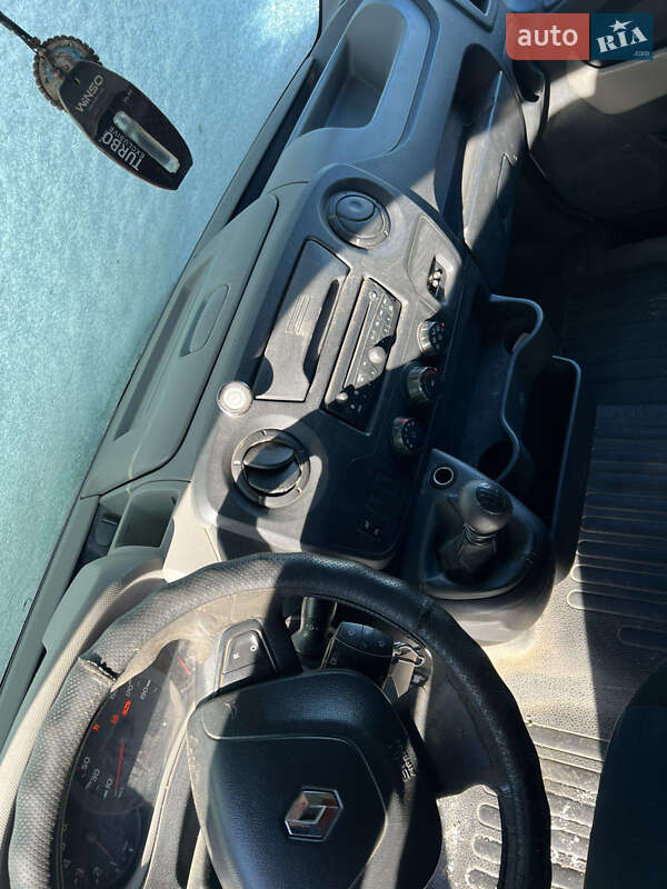 Вантажний фургон Renault Master 2012 в Рівному фото 9 Вантажний фургон Renault Master 2012 в Рівному