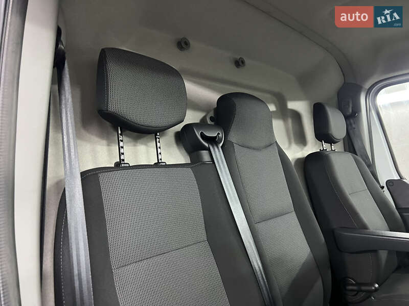 Вантажний фургон Renault Master 2021 в Полтаві