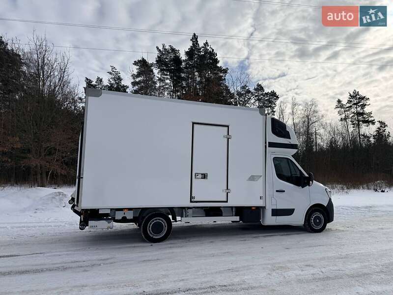 Грузовой фургон Renault Master 2022 в Киеве