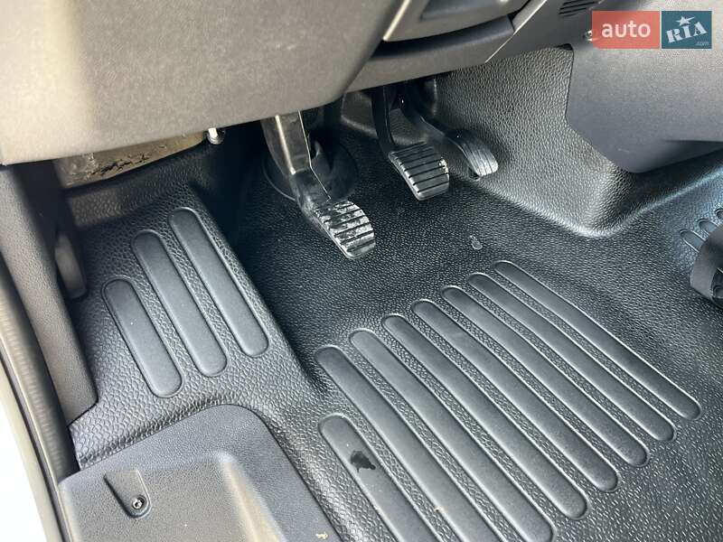 Грузовой фургон Renault Master 2023 в Луцке фото 29 Грузовой фургон Renault Master 2023 в Луцке