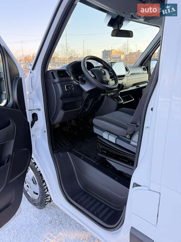 Грузовой фургон Renault Master 2022 в Киеве
