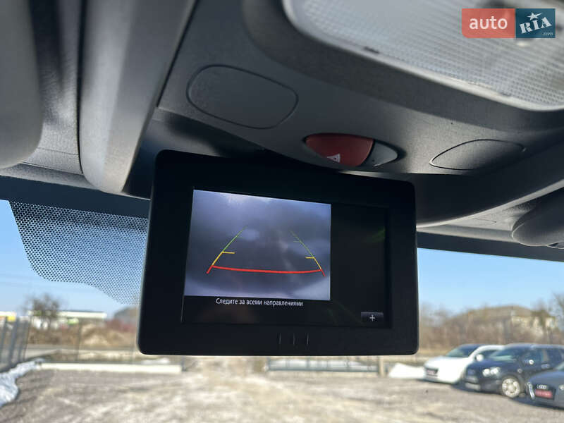 Вантажний фургон Renault Master 2016 в Радехові