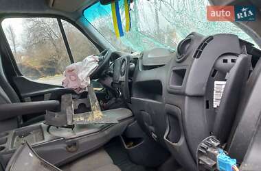 Грузопассажирский фургон Renault Master 2015 в Черновцах