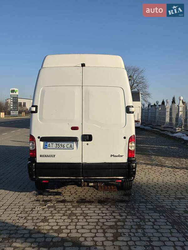 Вантажний фургон Renault Master 2004 в Івано-Франківську