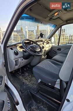 Грузовой фургон Renault Master 2004 в Ивано-Франковске