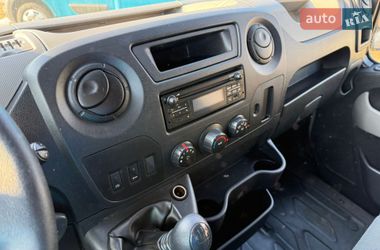 Вантажний фургон Renault Master 2016 в Дубні