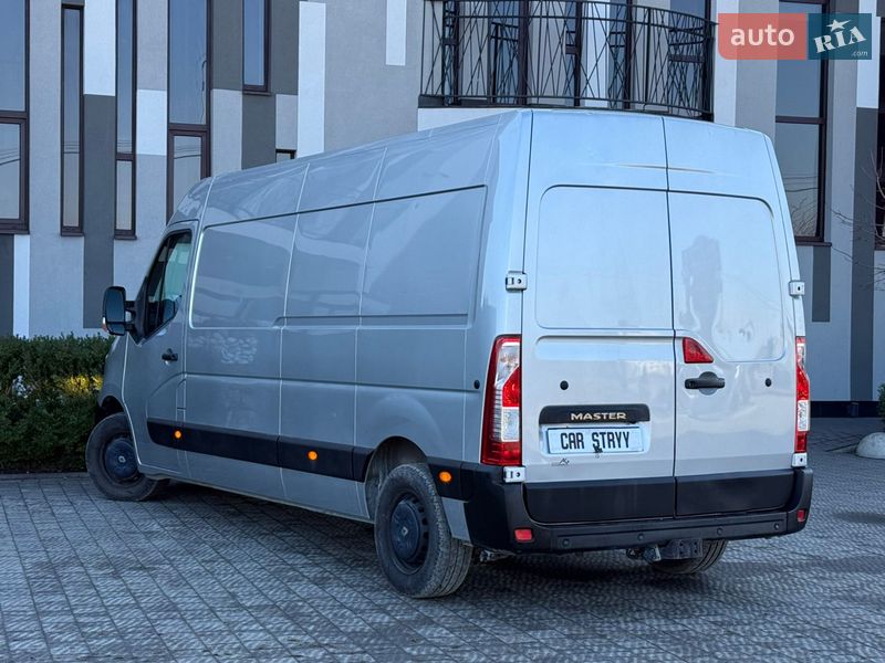 Вантажний фургон Renault Master 2019 в Стрию