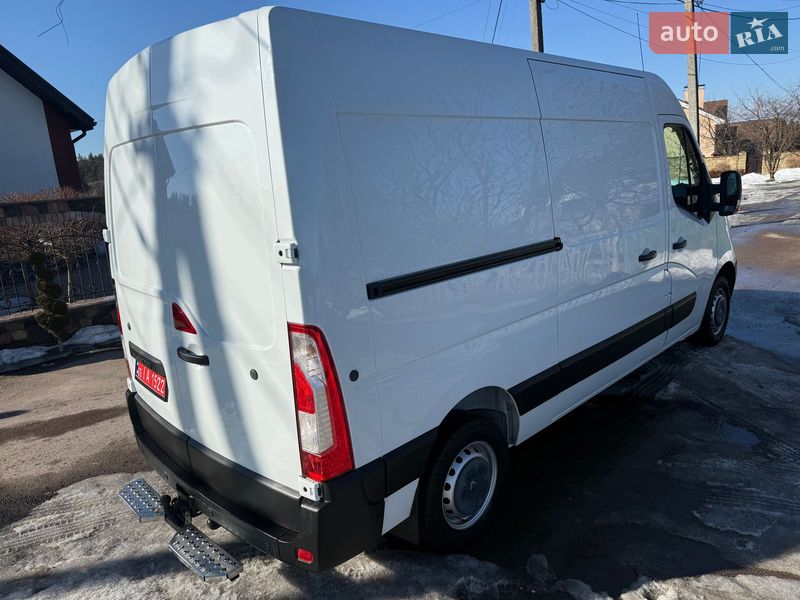 Вантажний фургон Renault Master 2016 в Житомирі